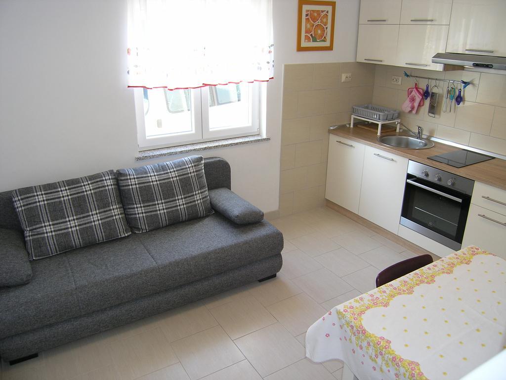 Apartman Vera Krk Town Εξωτερικό φωτογραφία